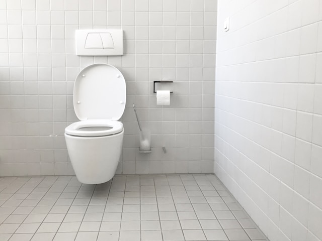 Why Floating Toilets Are Becoming the Standard in Modern Bathroom Design